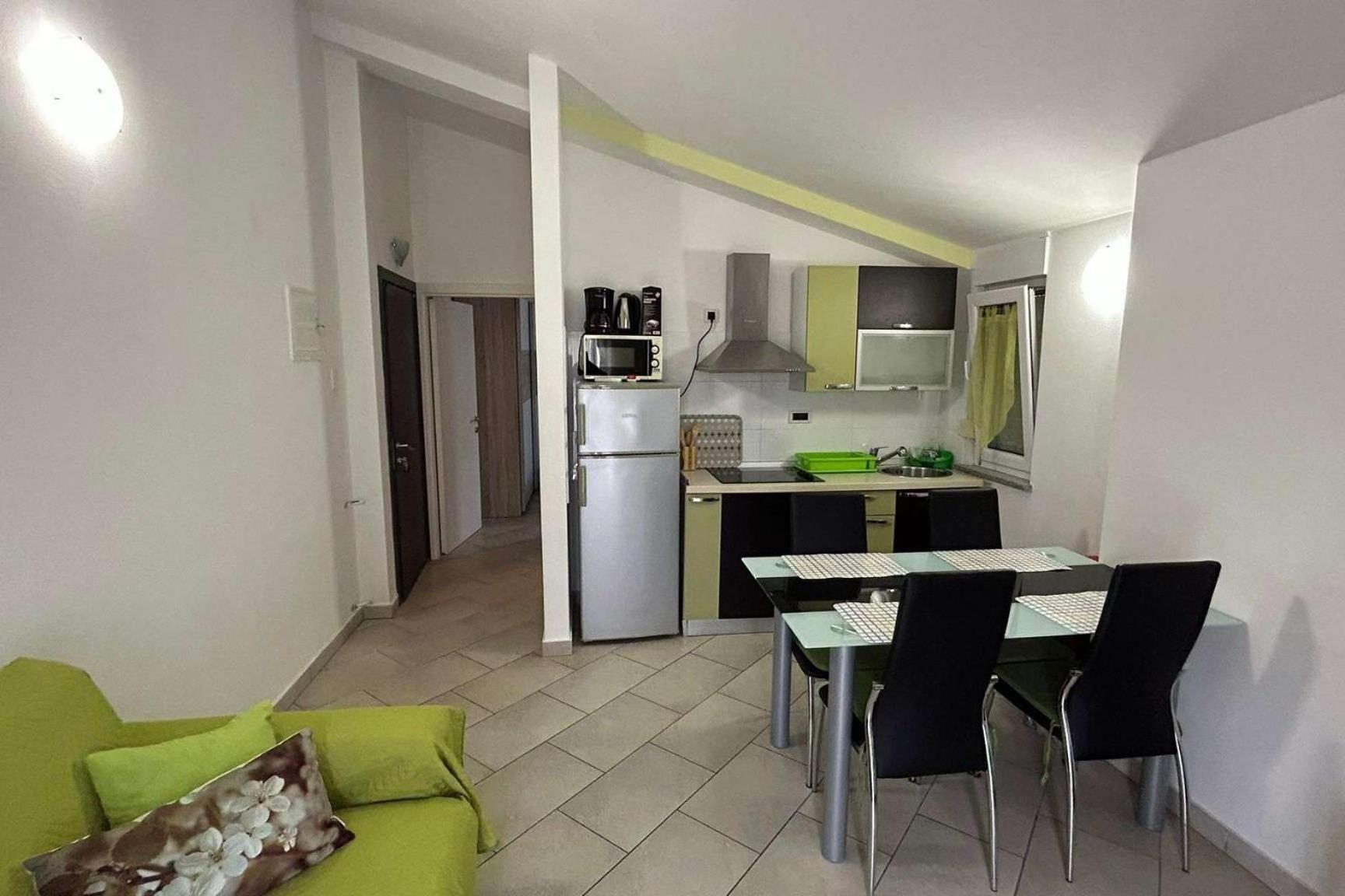 Apartman Family Friendly With A Swimming Pool - 22040 *