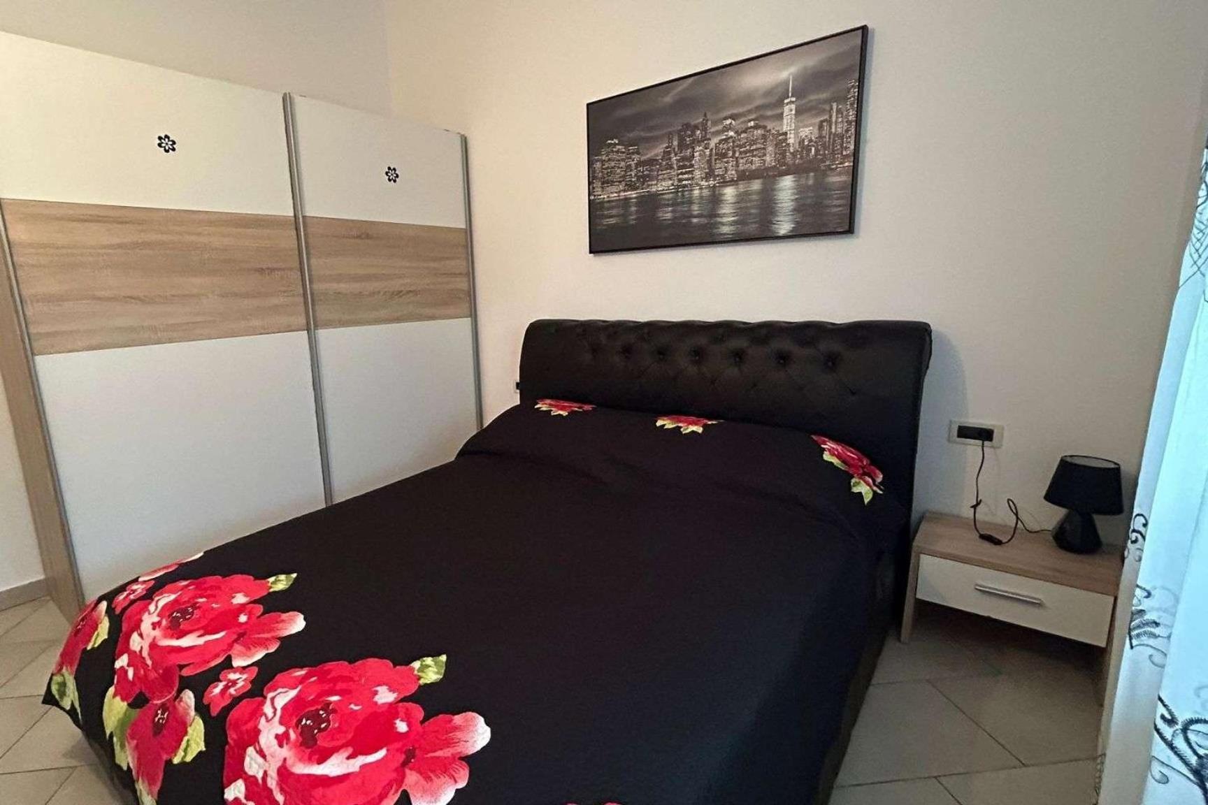 Apartman Family Friendly With A Swimming Pool - 22040 Pula